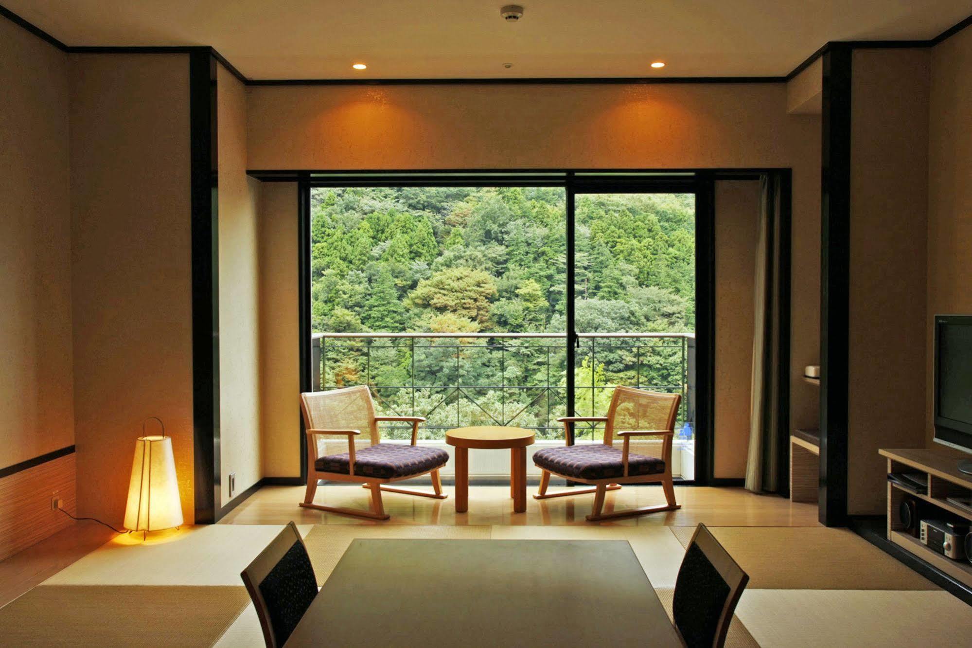 Hotel Hatsuhana Hakone Esterno foto