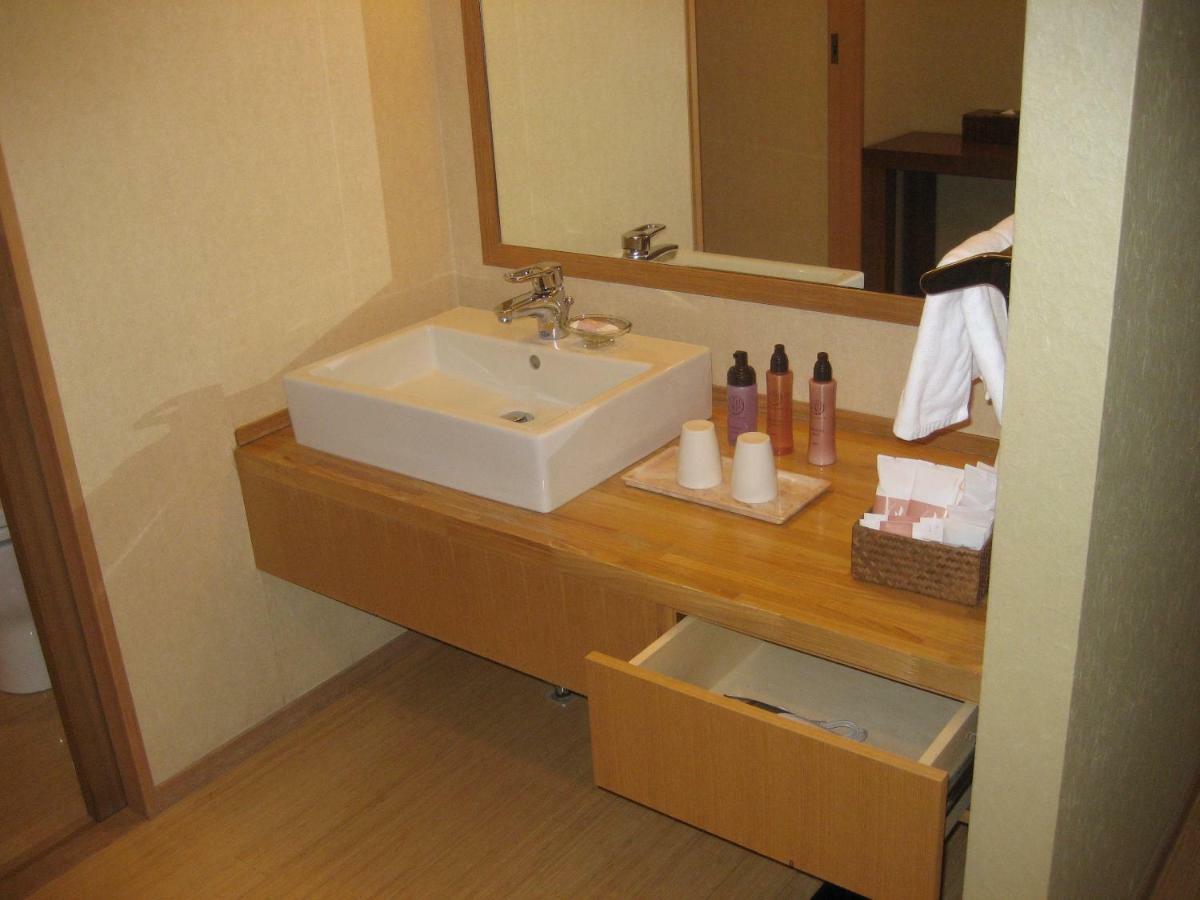 Hotel Hatsuhana Hakone Esterno foto